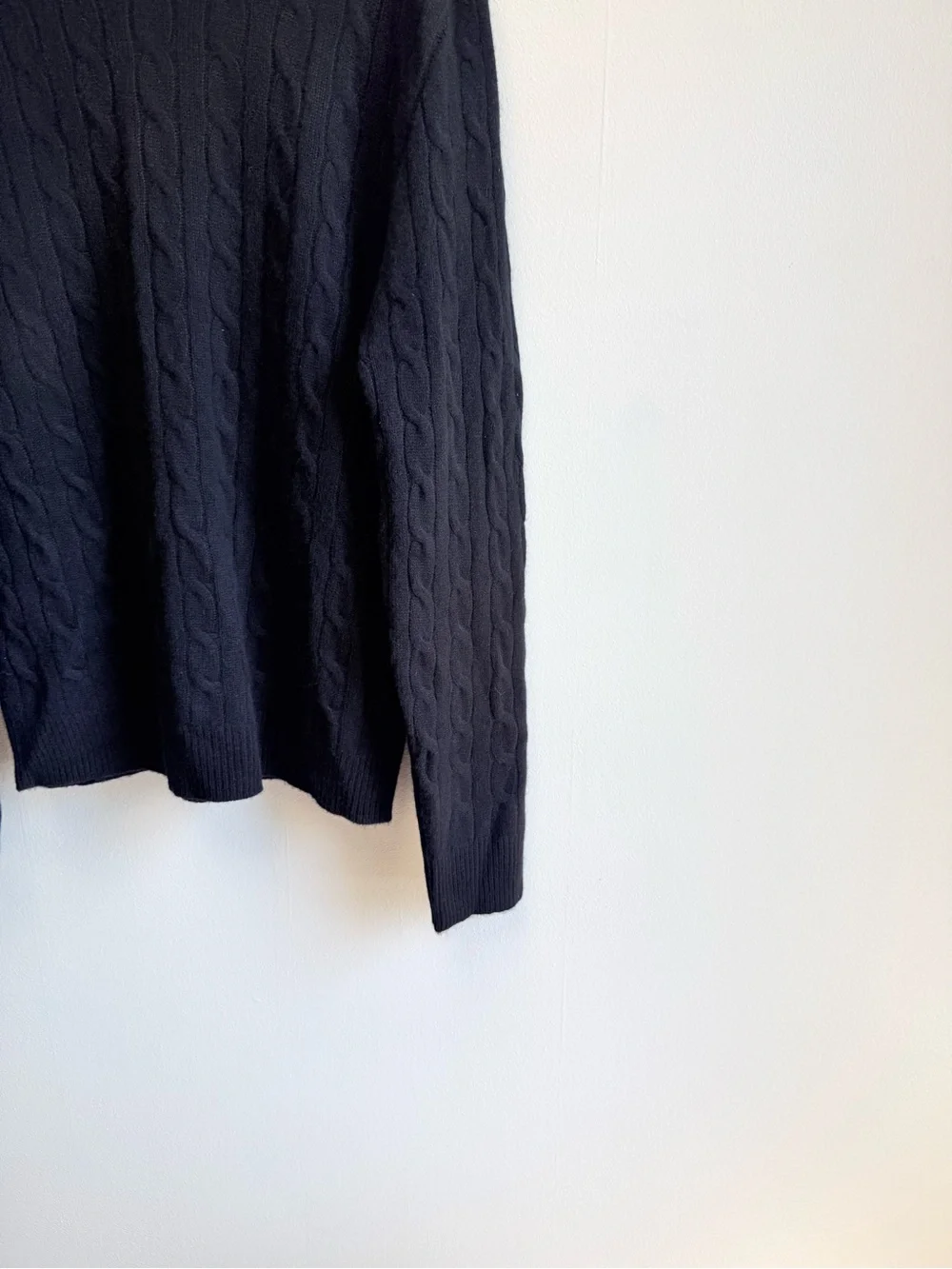 J. Crew 100% Cashmere Black Cable Knit Crewneck Sweater Large AZ972